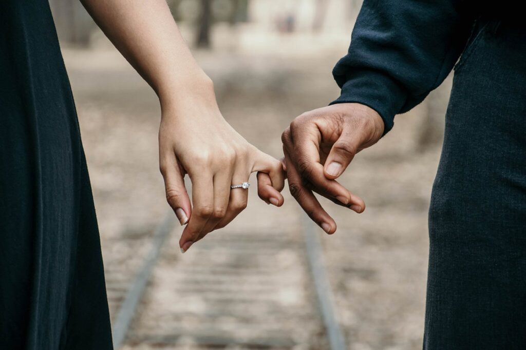 When Is It Time to Seek Marriage Counseling? 4 pexels jasmine carter 888899